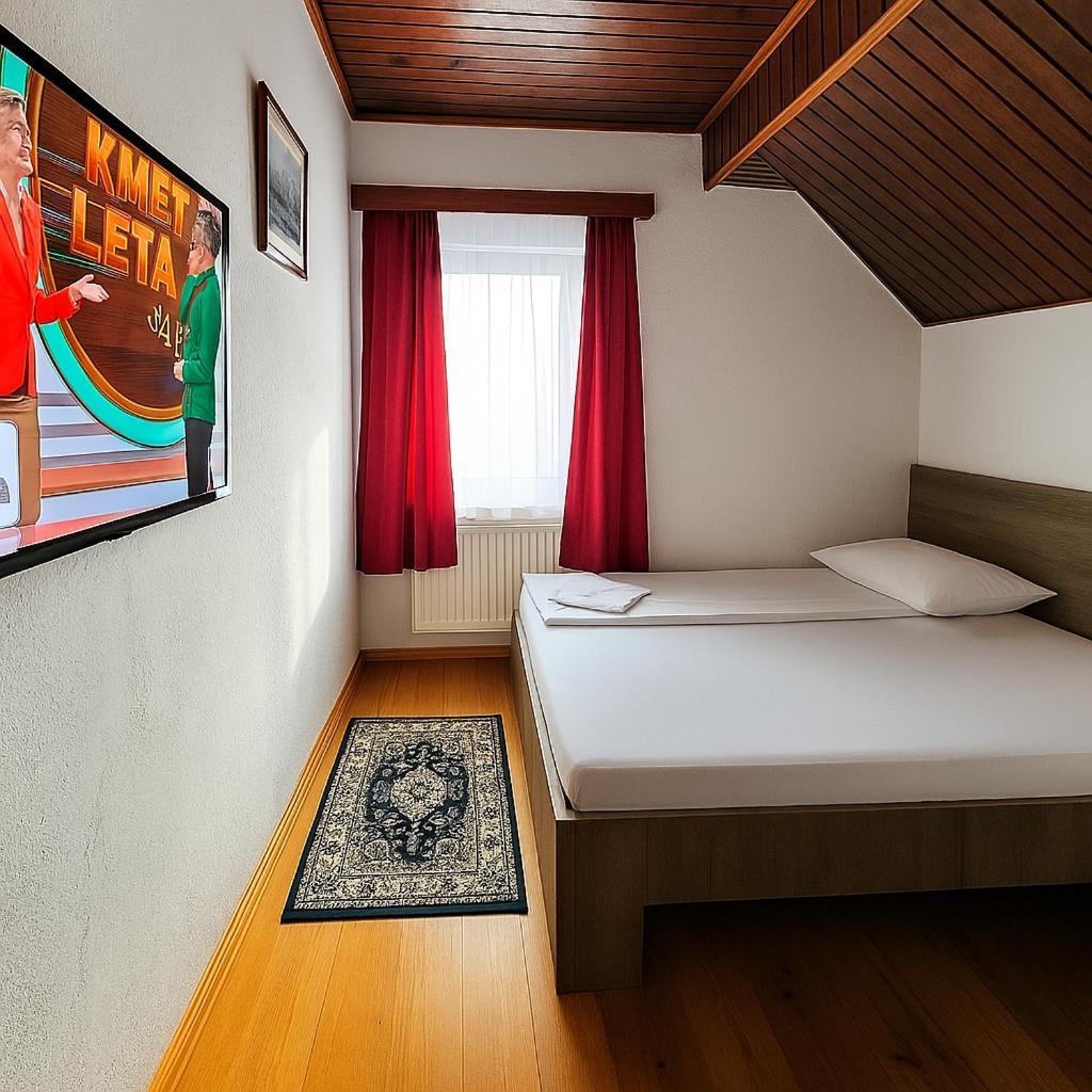 Guest House Gostisce Gacnk V Logu Cerkno Kültér fotó